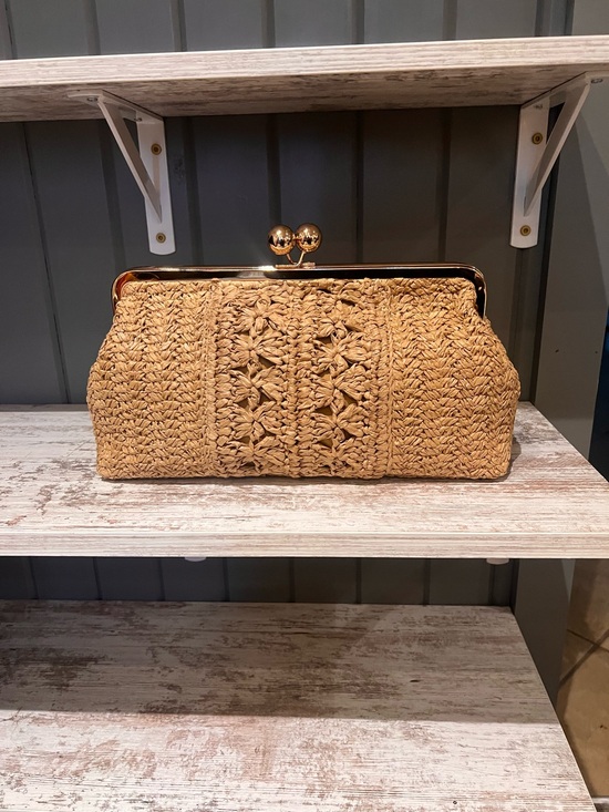 Handbags - Woven Straw Clutch Bag with Gold Frame
